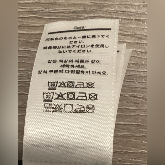 Smartwool  SMARTLOFT ZIP SKIRT black. Size s. - Picture 9 of 9